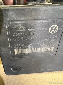 Škoda octavia 2 riadiaca jednotka abs - 4