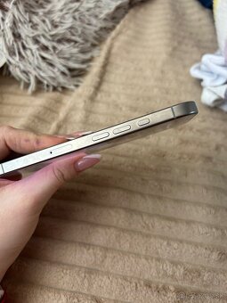 Iphone 16 pro - 4