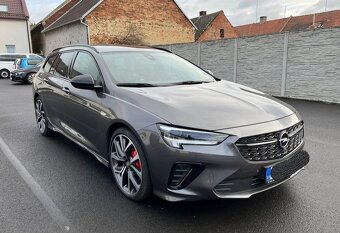 Opel Insignia - 4