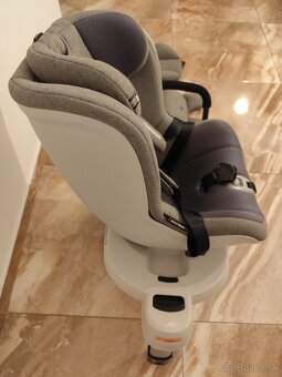 Predám autosedačku Petite Mars 360 - 4