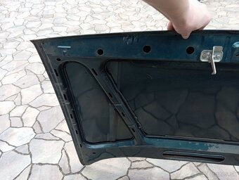 Škoda favorit kapota - 4