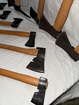 Sekery, lopaty, krompače, kladivá - 4