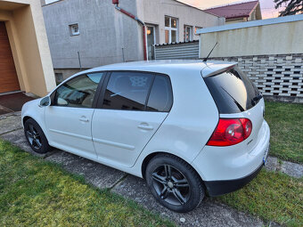 VW Gollf 5 - 4