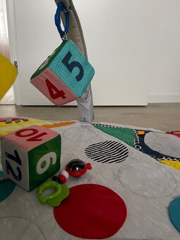 BABY EINSTEIN Deka na hranie - 4