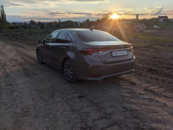 Toyota corolla hybrid 1.8 2019 - 4