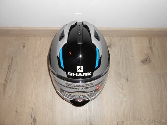Predam krasnu novu moto prilbu znacky SHARK EVO GT SEAN - 4