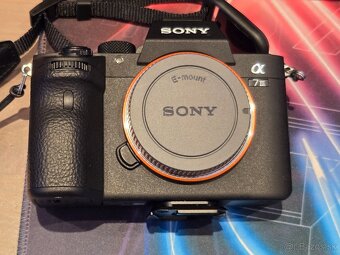 Sony A7 III + 2x objektiv a kompletná výbava - 4