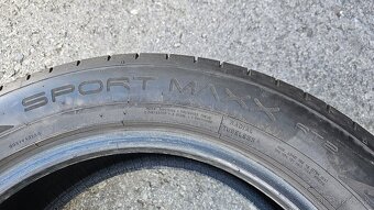 235/55R18 - 4