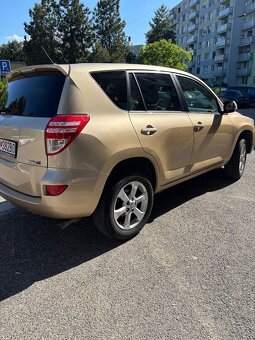 Toyota Rav 4 - 4