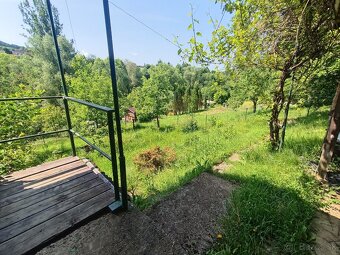 Predaj záhrady s chatkou v pôvodnom stave v OV,390m2-Budatín - 4