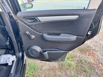Mercedes benz A 150 - 4