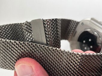 Apple Watch Ultra 2 titanium milaneese loop - 4