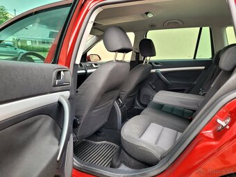 ŠKODA OCTAVIA COMBI 1.9 TDI 77KW - 4