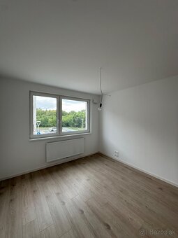 Moderný 2-izbový apartmán s balkónom – Ovocné sady, Ružinov - 4