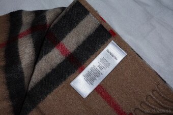 Burberry Classic Šál - 4