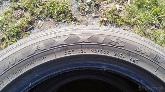 Gumy 215/55R17 94V - 4