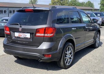 Fiat Freemont 2.0MJT AUTOMAT 4x4 7MÍST KŮŽE nafta automat - 4