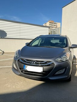 Hyundai i30 CW Combi - 4