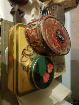 predam stare zapalkove krabicky igelitky, plechove krabicky - 4