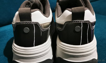 Predám nové tenisky Buffalo - 4