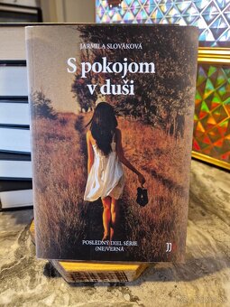 Séria kníh Neverná - 4