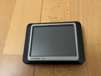 Navigácia Garmin Nüvi 250 TOP stav - 4