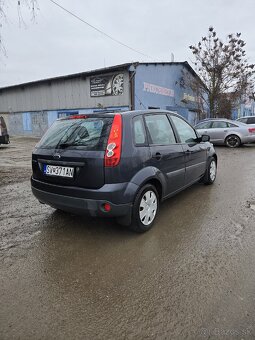Ford Fiesta 1.3 - 4