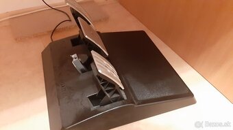 Thrustmaster T300 - 4
