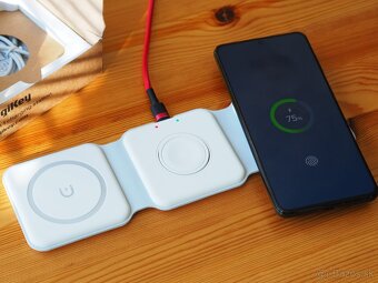 Nová bezdrôtová nabíjačka na 3 zariadenia (iPhone/Android) - 4