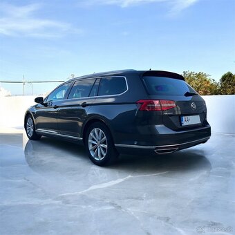 Volkswagen Passat B8 2015 2.0 Btdi Highline 4motion - 4