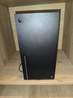 Xbox series X + 2 ovladace + TV - 4