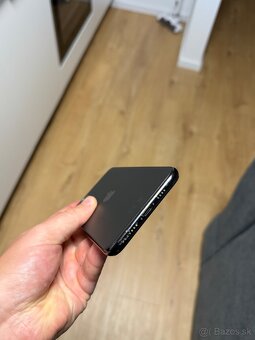 iPhone 11 pro + 11 pro max + apple watch 5 + airpods - 4