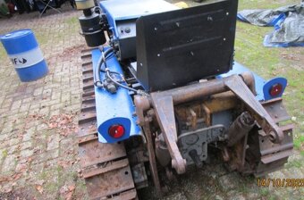 Pasovy traktor Tosseli - 4