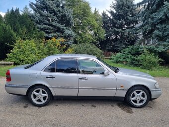 MERCEDES BENZ W202 C200  ROK-1994 - 4