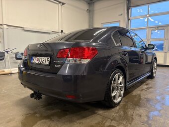 Subaru legacy Predám vymením - 4
