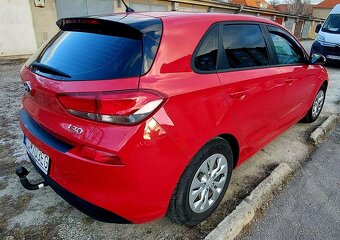 HYUNDAI i30 1,4benzin - 4