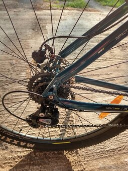 Bicykel Genesis Impact 2,2 - 4