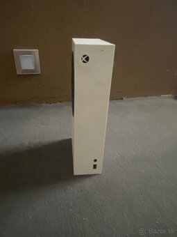Xbox Series S 512 GB + 2 ovládače - TOP stav - 4