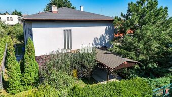 Rodinný dom s nádherným 8 árovým pozemkom na Kamennej ulici - 4