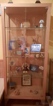 Vitrína - 4