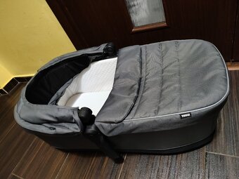 Vanička Thule Sleek - 4