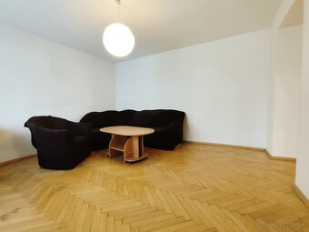 ZNÍŽENÁ CENA Priestranný 2+1 izbový byt blízko centra - 4