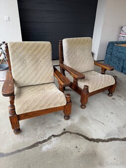 Sedačka z masívu - 4