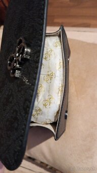 Guess originál kabelka - 4