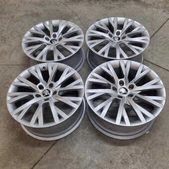 Hliníkové disky 5x112 R18 8J ET44 - 4