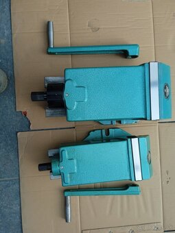 Strojny zverák 160 mm - 4