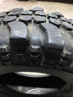 Predám T3 Glob-gum 235/75/R15 - 4