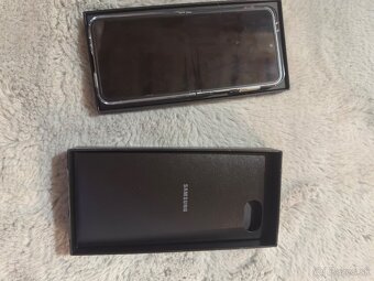 Samsung galaxy Z flip 6 - 4