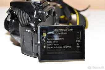 Nikon D5600 + příslušenství - 4