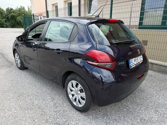 Peugeot 208 1,2i - 4